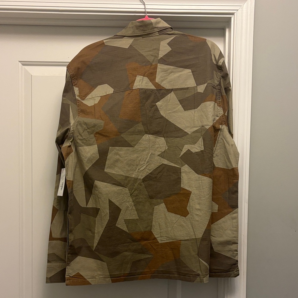 Wrangler Men's Camouflage Shirt Jacket - Picture 3 of 5
